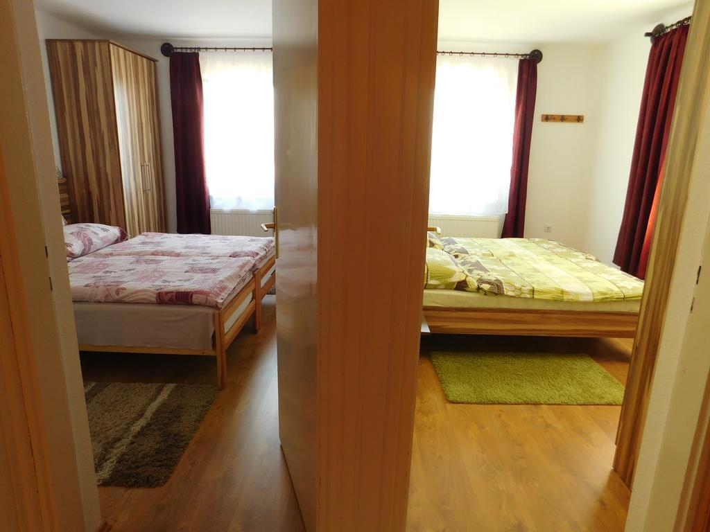 Xxl Apartman 佐洛卡罗斯 外观 照片